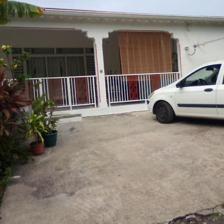 Villa Malou Chez Maryse Bouillante Luaran gambar