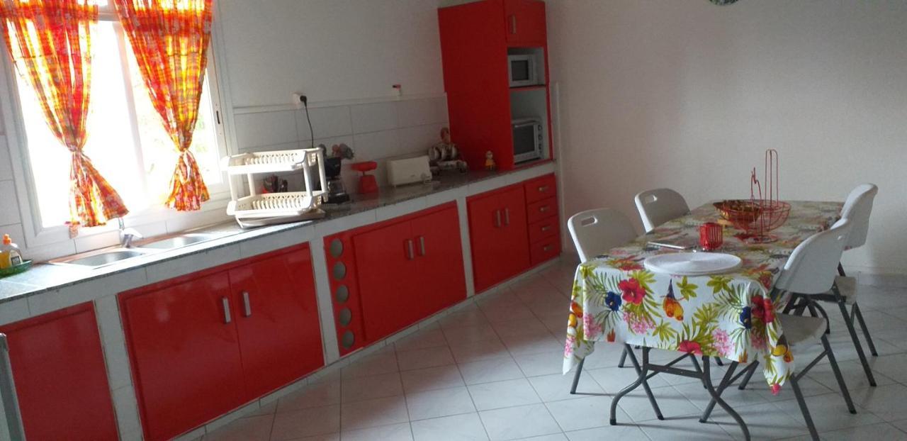 Villa Malou Chez Maryse Bouillante Luaran gambar