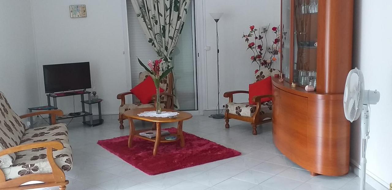 Villa Malou Chez Maryse Bouillante Luaran gambar